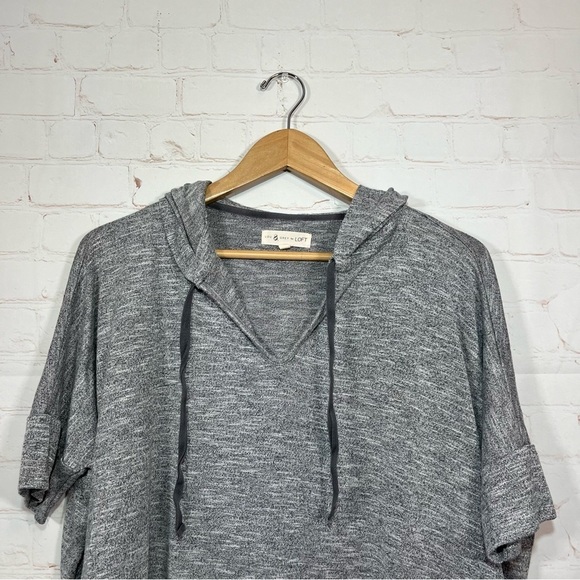 Loft Lou & Grey Hoodie Womens Small Gray Cropped Sweatshirt Short Sleeve Top - Picture 3 of 9